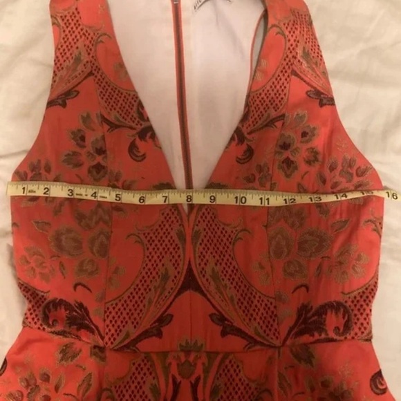 Alice + Olivia Mollie Fit and Flare Orange Brocade Floral Mini Dress Size 6 - Picture 7 of 11